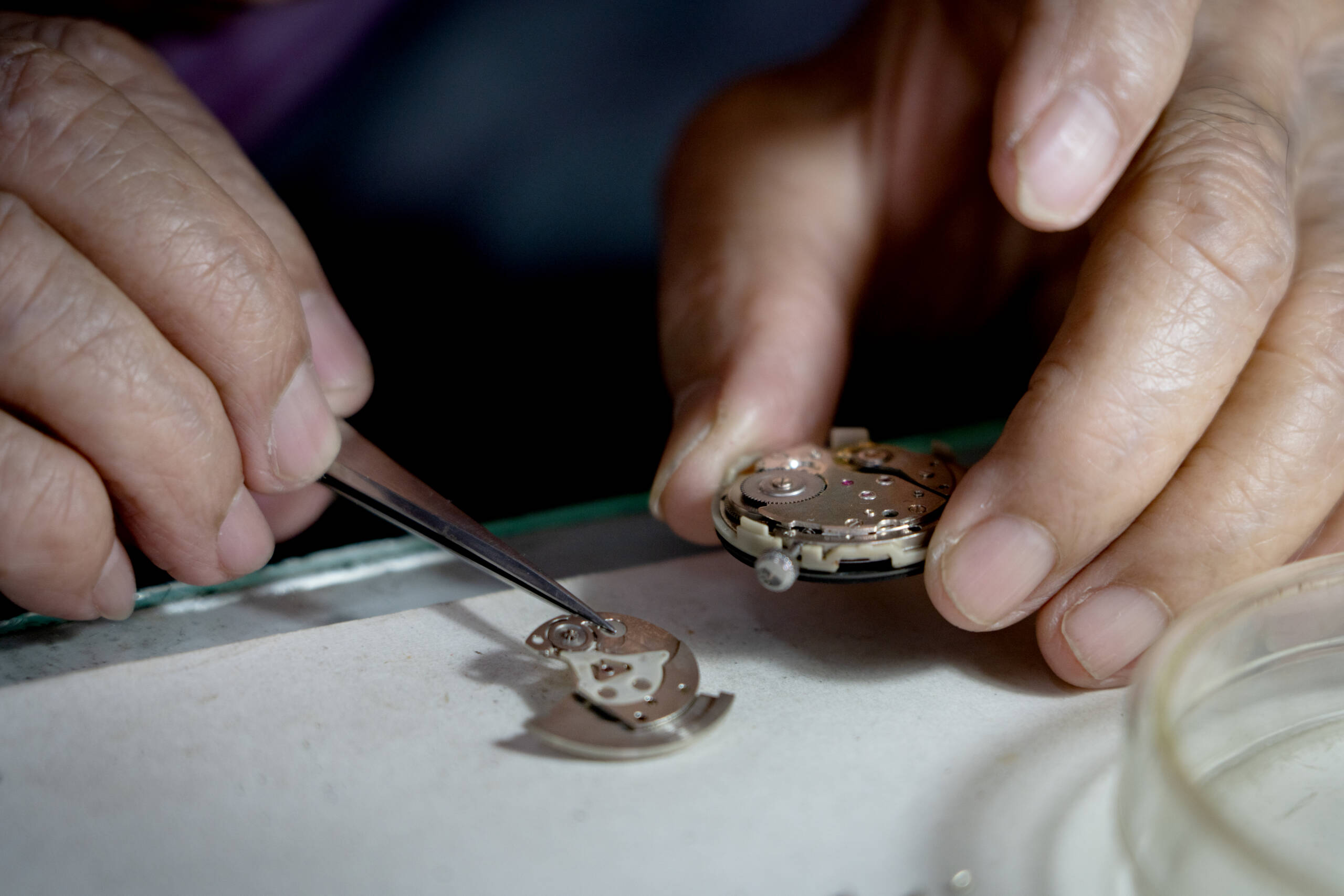 Cómo Dar Mantenimiento a Tu Reloj para Mantenerlo en Perfecto Estado